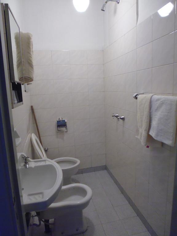 Suite Confortable En Palermo Omega Buenos Aires Bilik gambar